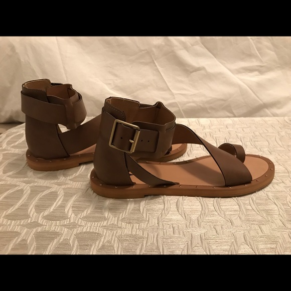 Vanessa Wu Shoes - Vanessa Wu Gladiator Sandals